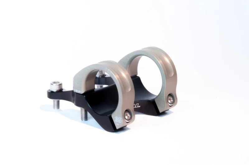 Renthal Integra 35 Handlebar Clamp 45 mm./ Zero Rise - STM113-BKAG